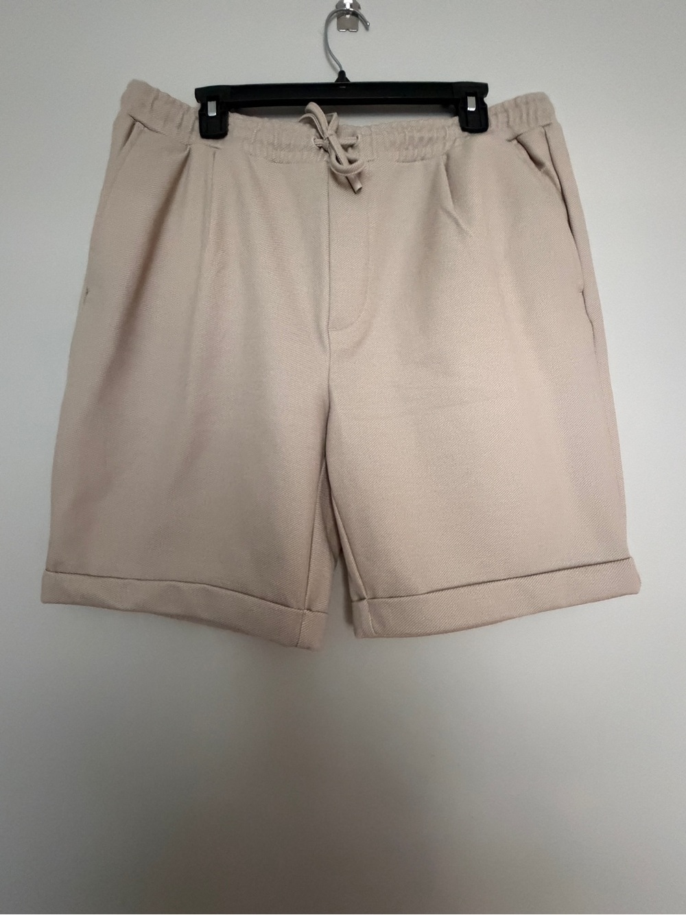 Zara Men's Casual Drawstring Shorts in Light Beige
